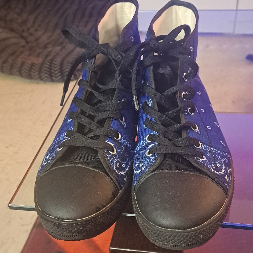 Stylish Black and  Blue Mens High-Top Sneakers